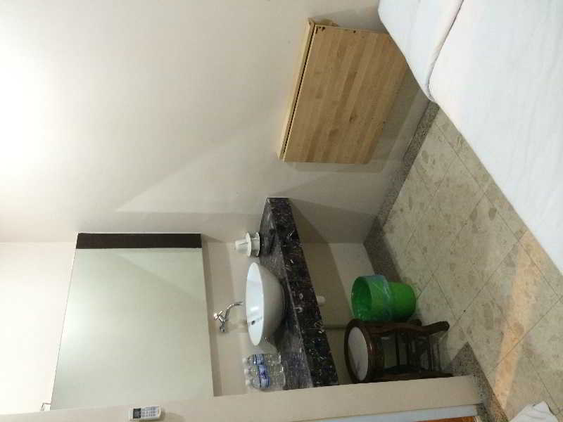 Hotel Zamburger Sg Bakap Kampong Gurun Exteriör bild