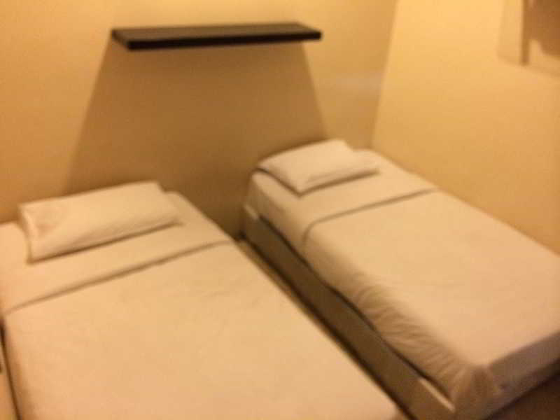 Hotel Zamburger Sg Bakap Kampong Gurun Exteriör bild